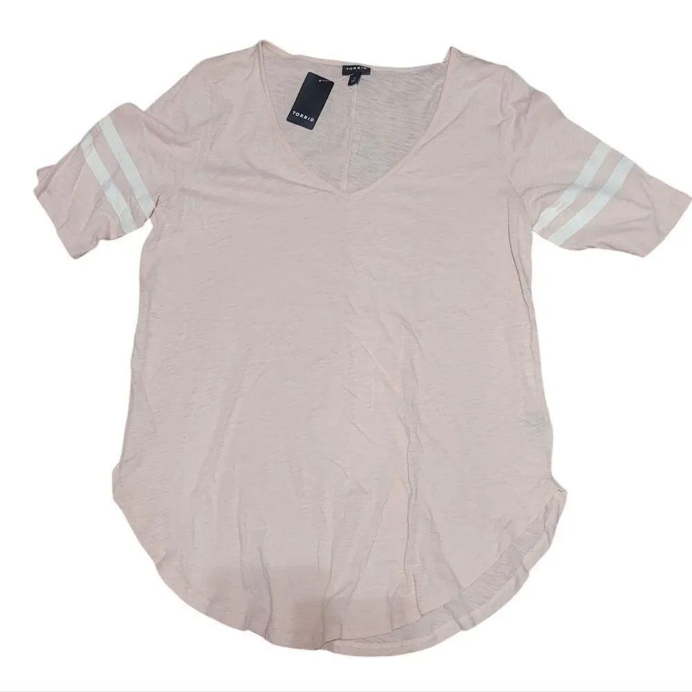 Torrid lt pink tee